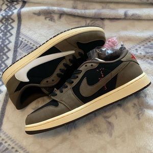 JORDAN 1 RETRO LOW OG SP X TRAVIS SCOTT SIZE 12